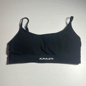 Alphalete adjustable black sports bra